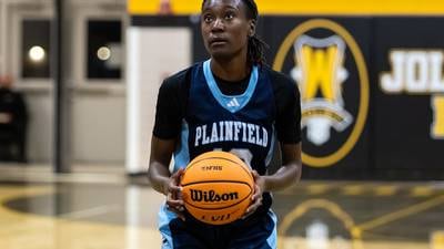 Big night from Layla Lesure lifts Plainfield South girls past Joliet West