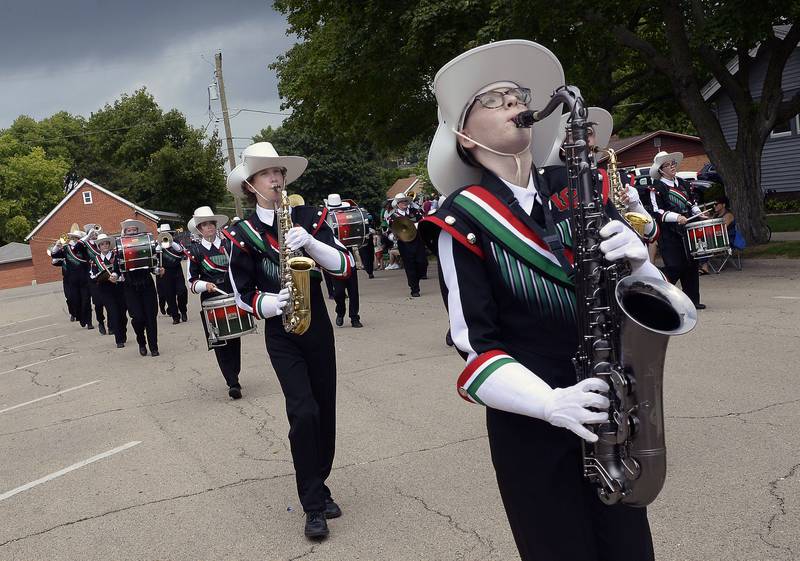 Photos Tonica Fest parade 2023 Shaw Local
