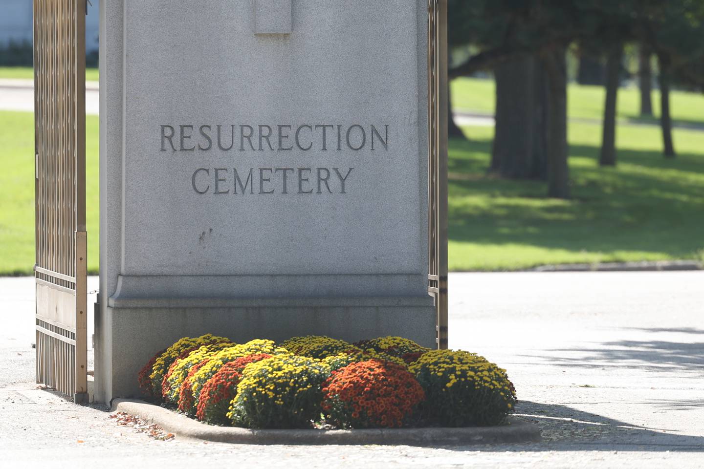Resurrection Cemetery is home to one of Chicago’s most popular ghosts, Resurrection Mary. Urban legends are told of Resurrection Mary, who hit and killed by a car walking home from a dance, hitchhiking along Archer Avenue only to disappear as the near Resurrection Cemetery.