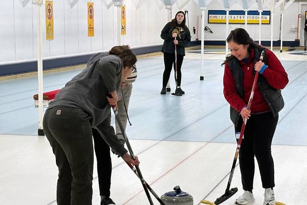 IVCC, Waltham Curling Club offer beginner lessons in March