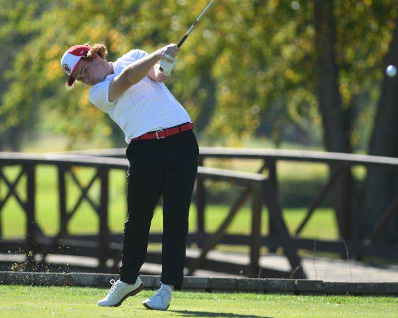 Benet Academy's Charles Davenport tees off on Monday Oct. 7, 2024, during the 3A sectional match held at Blackberry Oaks Golf Course in Bristol.