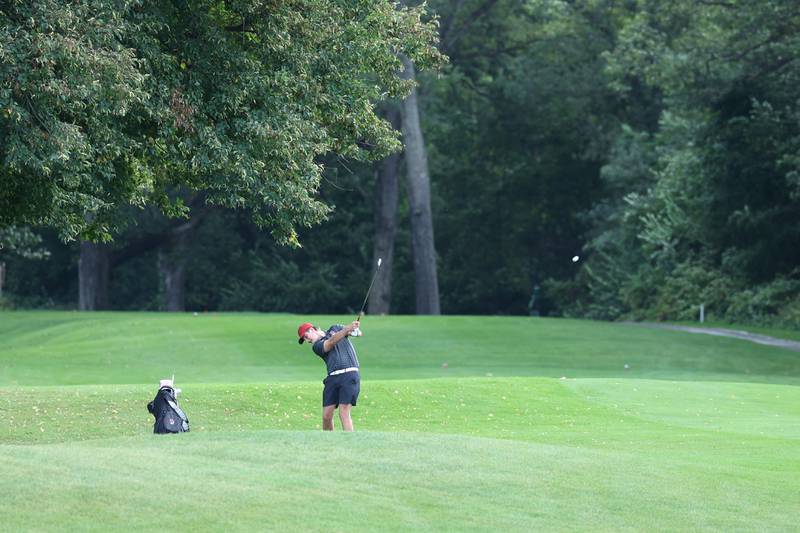 Bradley-Bourbonnais' Jake Kehoe hits the ball during the All-City matchup on Wednesday, Sept. 24, 2025. Kehoe tied for third with an 85 as the Boilermakers fell 339-342 to Bishop McNamara.