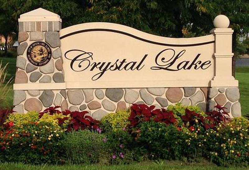 Crystal Lake town sign