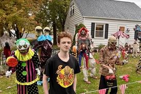 Dixon teen’s Halloween displays revive the spirit of the season 