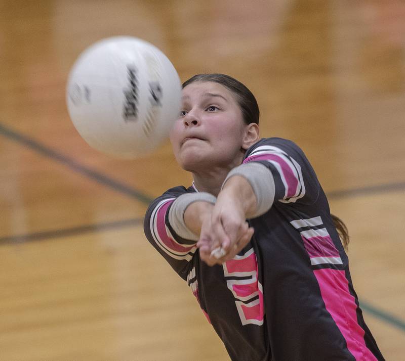 Rock Falls' Isela Valdivia makes a pass against North Boone Tuesday, Oct. 14, 2025.