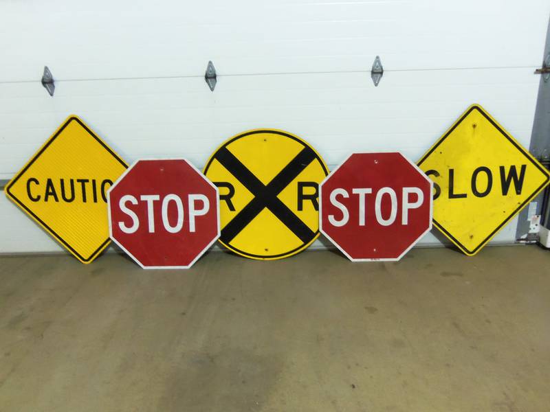 After announcing that it was seeking information on the theft of road signs, the Putnam County Sheriff’s Office stated Wednesday that they have recovered numerous signs from a residence in Varna.
