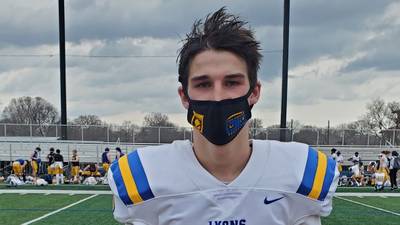 Junior QB Joey Antonietti gives Lyons plenty to build on after slow start of opening loss at Oak Park-River Forest