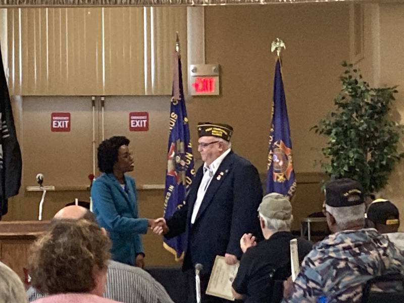 Congresswoman Underwood at Joliet Cantigny Post honors Vietnam veterans