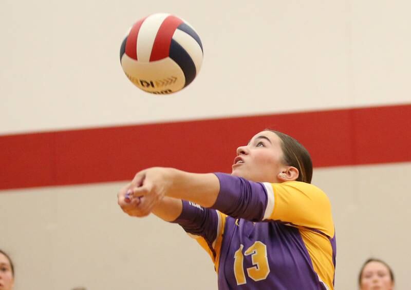 Mendota's Ella Martin returns a serve from Hall on Tuesday, Sept. 13, 2024 at Hall High School.