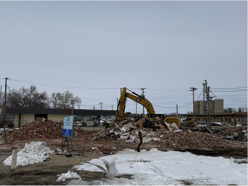 Demolition of two buildings on the 800 block of Illinois Avenue in Mendota.