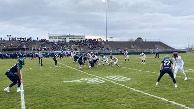 Montini’s offense comes out firing in 47-17 Class 4A victory over Peoria Notre Dame