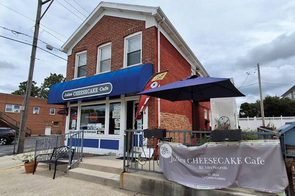 Julie’s Cheesecake Cafe in Morris crafts specialty desserts 
