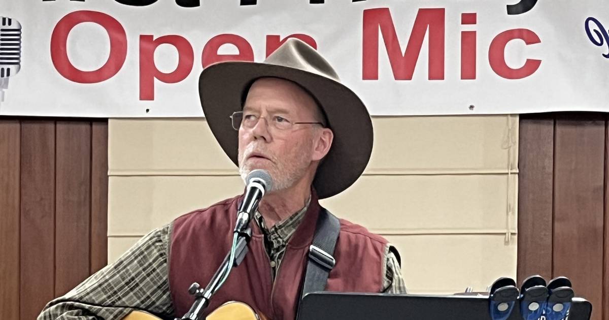 First Fridays Open Mic is Jan. 2 in Oregon