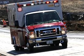 Man killed when motorcycle, semi collide near Thomson