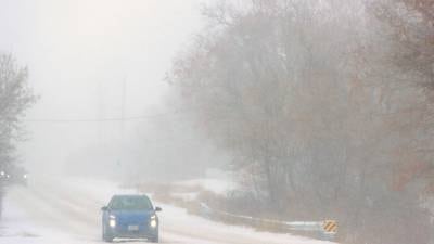 Northern Illinois faces another round of snow Monday as arctic air settles in