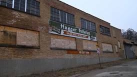 Small fire at former Haeger Potteries factory in East Dundee