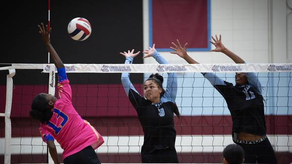 Photos: Kankakee vs. Bloom, volleyball