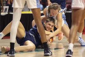 Photos: Nazareth takes on Bellville East in the state semifinal
