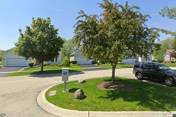 Sale closed in Oswego: $375,000 for a single-family home