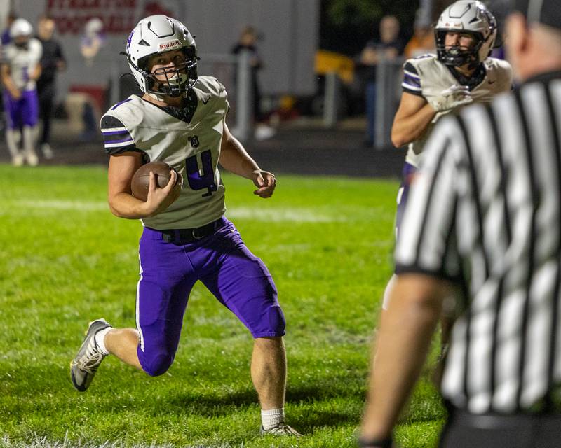 Landon Knigge (4) of Dixon takes the ball into end zone for a touchdown Friday, Oct. 17, 2025, at Doug Dieken Stadium in Streator.