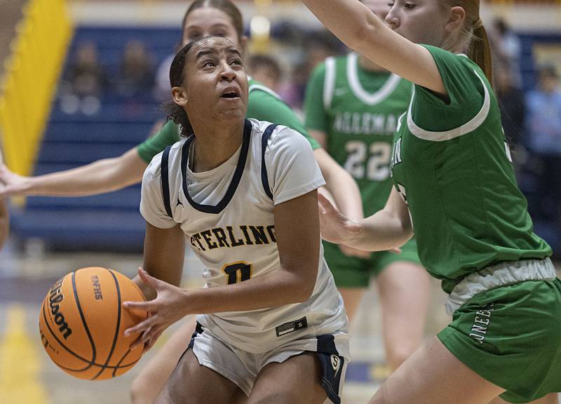 Sterling’s Alivia Gibson looks to put up a shot against Alleman Thursday, Jan. 29, 2026.