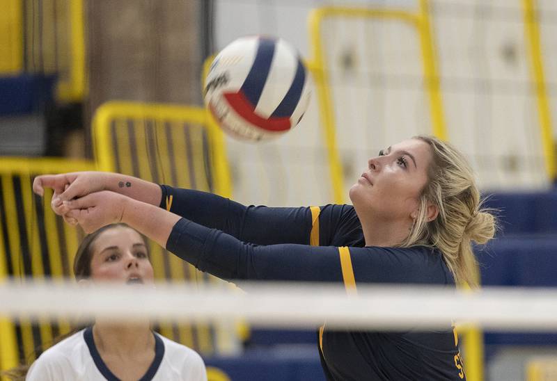Sterling’s Carley Sullivan makes a pass against Galesburg Tuesday, Sept. 24, 2024, in Sterling.