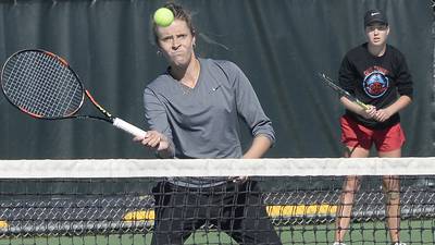 Girls tennis: Ottawa wins sectional title, sending 3 entries to state