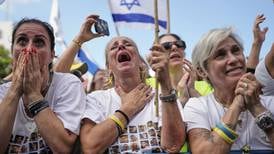 Living hostages and Palestinian prisoners are released as part of ceasefire in Gaza