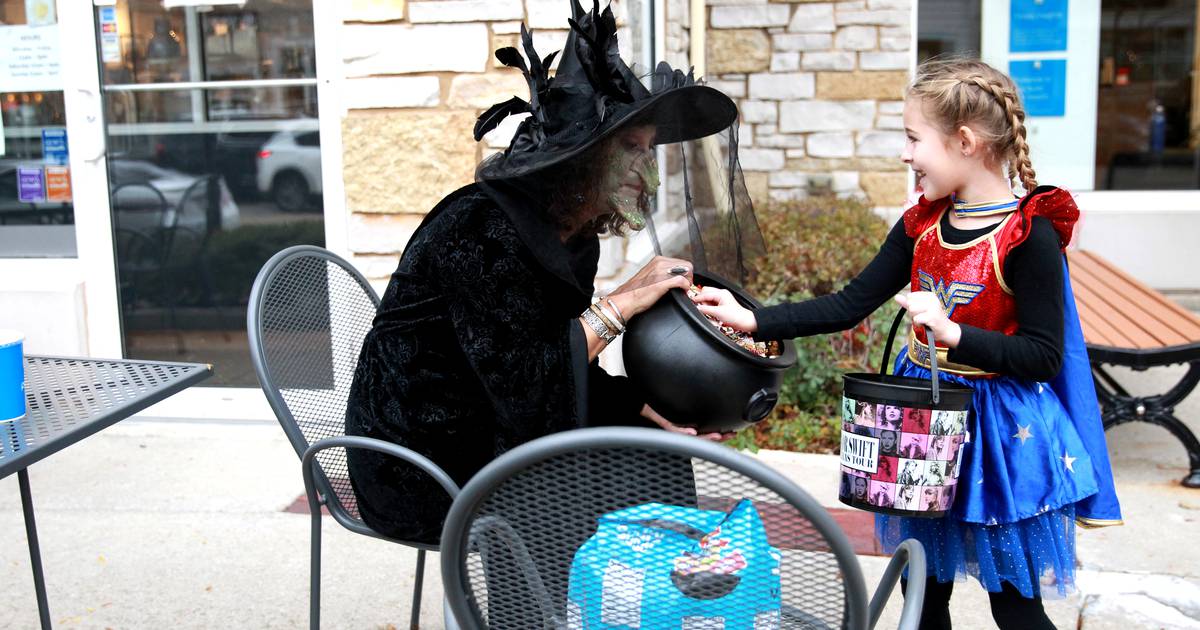 Photo Gallery Trick or Treaters take over downtown Geneva Shaw Local