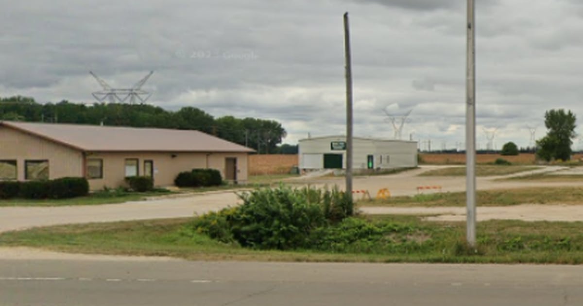 Moore Tires to rebuild on Route 40 near the canal in Rock Falls Shaw
