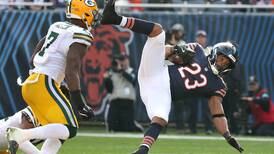 Photos: Bears record falls to 4-6 after loss to Packers