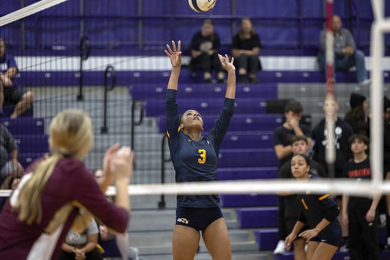 Sterling’s Delali Amankwa set the ball against Morris Tuesday, Oct. 29, 2024, at the class 3A regional semifinal in Dixon.