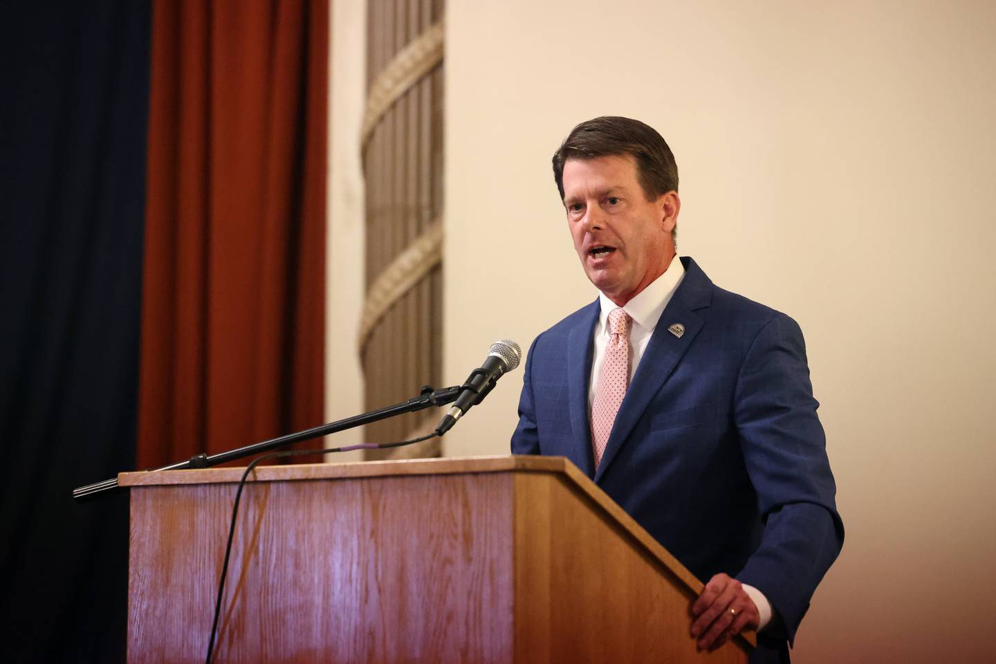 Kankakee Mayor Chris Curtis speaks during the Kankakee County Chamber of Commerce's inaugural State of the Municipality event held at the Knights of Columbus in Kankakee Oct. 2, 2025.
