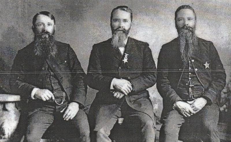 Robert Huston (right) with his brothers, William and Thomas.