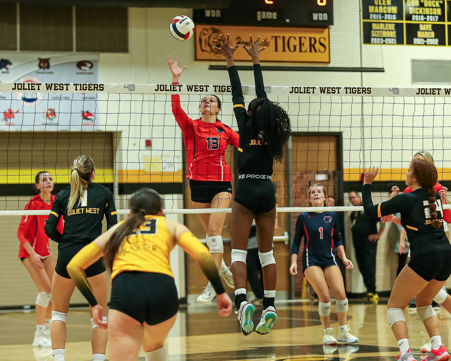 Girls volleyball Joliet West sweeps Oswego to capture first Southwest