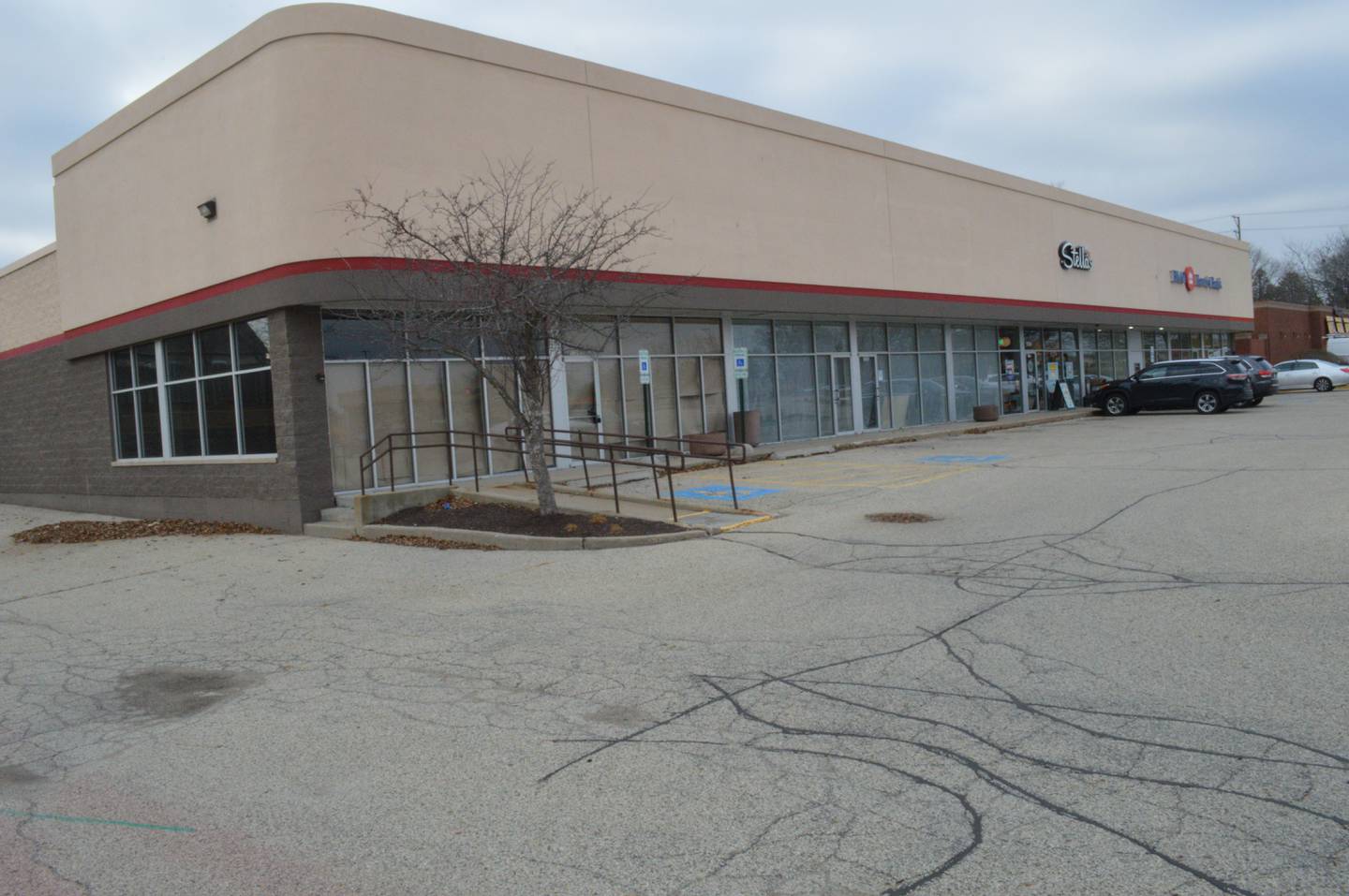 A portion of the McHenry Plaza commercial center on North Richmond Road in McHenry is set to host an axe throwing lounge business, one of several new tenants set to move into formerly vacant spaces in the shopping area since it was purchased for $2.3 million this fall by a group called Brookwood Capital Advisors.