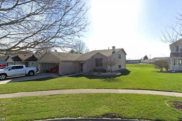 Single-family home in Sugar Grove goes for $389,000