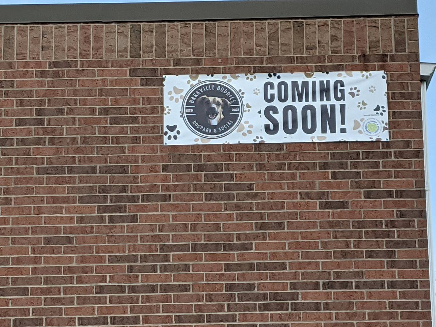 Barkville Buddies, comprised of an indoor dog-friendly bar and an outdoor fenced-in dog area, would be located on the southwest side of the building at 174 S. Harrison St. in downtown Oswego. At their Aug. 4 meeting, village trustees approved a liquor license for Barkville Buddies.