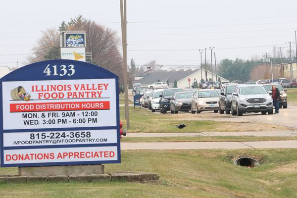 Underwood secures funds for Illinois Valley Food Pantry