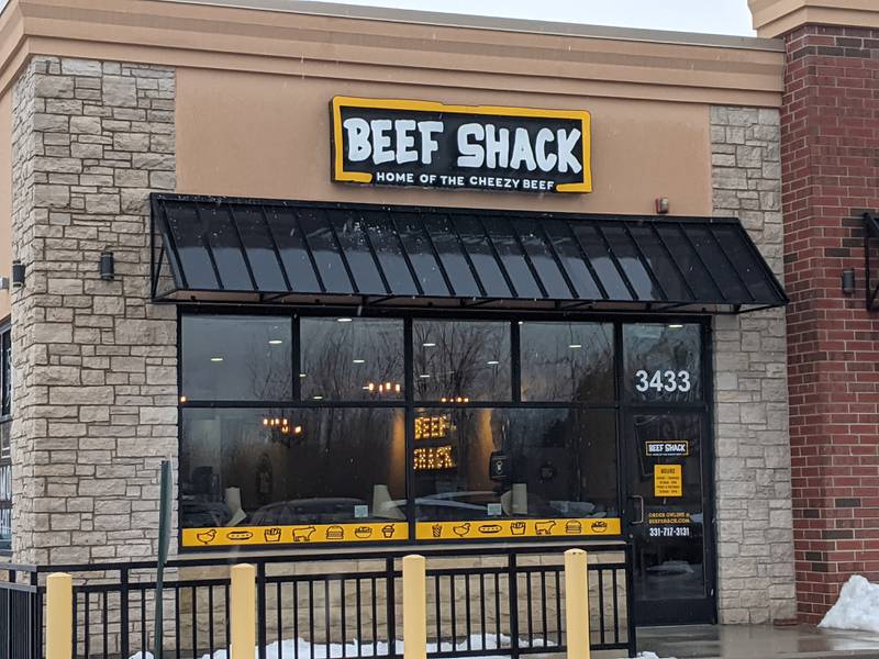 At long last, Beef Shack – known for its Cheezy Beef on garlic bread, fresh-cut fries and other items – opened its Oswego restaurant Monday morning.