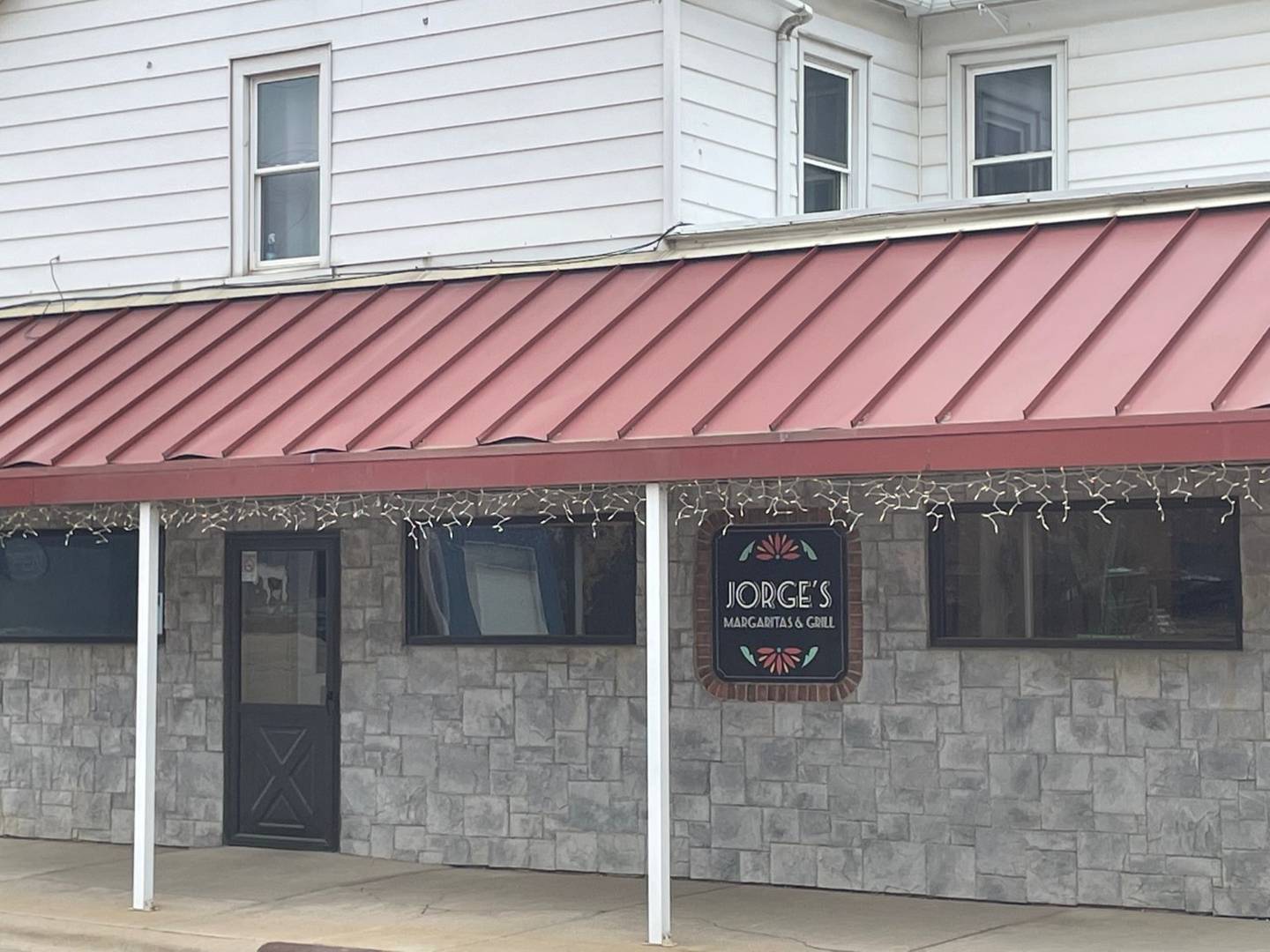 You recognize this facade, right? It's now a Mexican restaurant, Jorge's Margaritas & Grill, serving both creative Mexican dishes along with local favorites such as fried chicken, ribeye and pork tenderloin sandwiches .