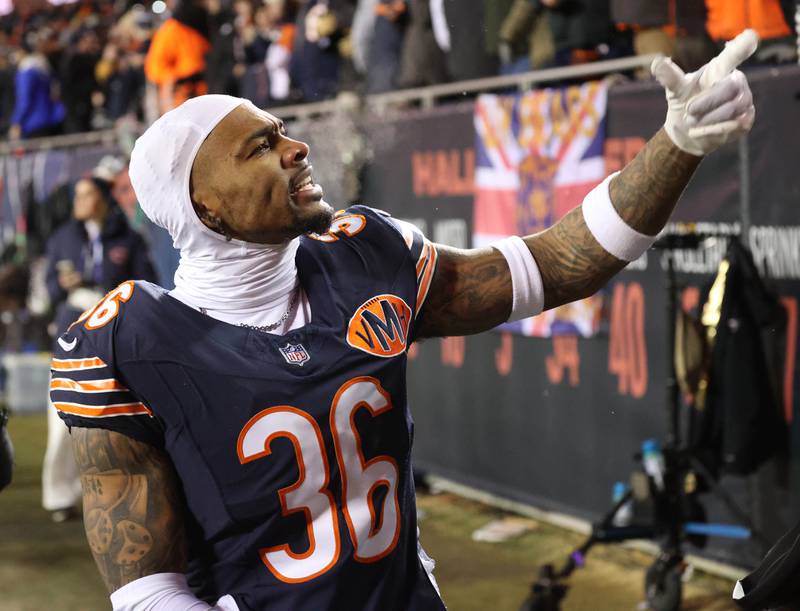 Chicago Bears safety Jonathan Owens points to the fans after the Bears 31-27 win over the Green Bay Packers in the NFL Wild Card game Saturday, Jan. 10, 2026, at Soldier Field in Chicago.