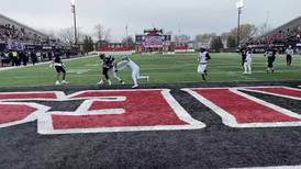 IHSA Class 5A state title game: Fenwick's Danny Kent runs in a touchdown