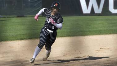 Ella Arana creates ‘mess’ atop lineup, Crystal Lake Central takes care of Prairie Ridge 