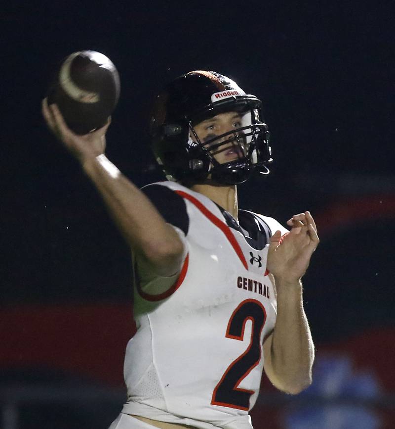 Crystal Lake Central's Jason Penza throws a touchdown pass to George Dimopoulos during a Fox Valley Conference football game against  Prairie Ridge on Friday, Oct. 13, 2023, at Prairie Ridge High School in Crystal Lake.