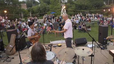 Tickets on sale for Batavia’s Cocktails in the Park, Dinner Table events