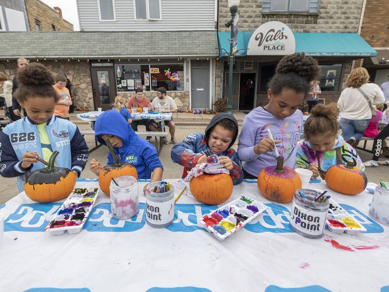 Photos: 2025 Dixon Scarecrow Fest
