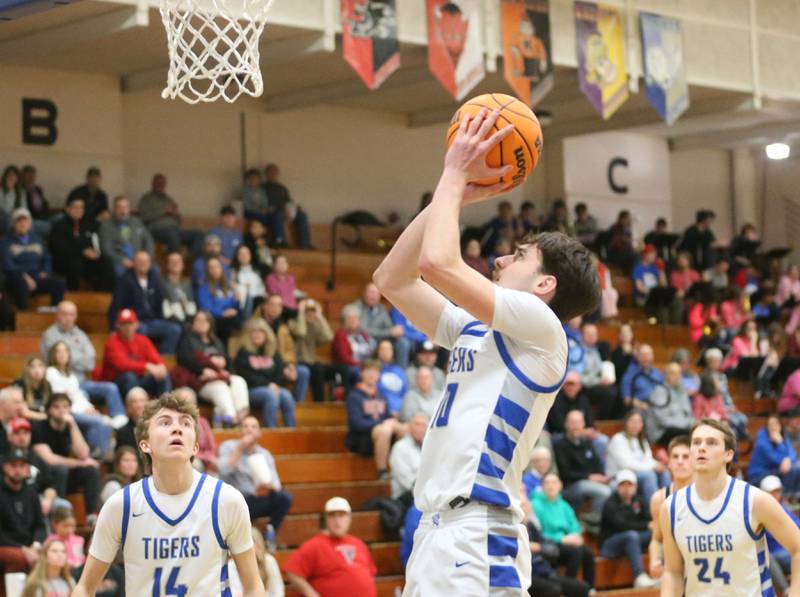 Princeton's Gavin Lanham eyes the hoop against Hall on Friday, Feb. 13, 2026 at Princeton High School.