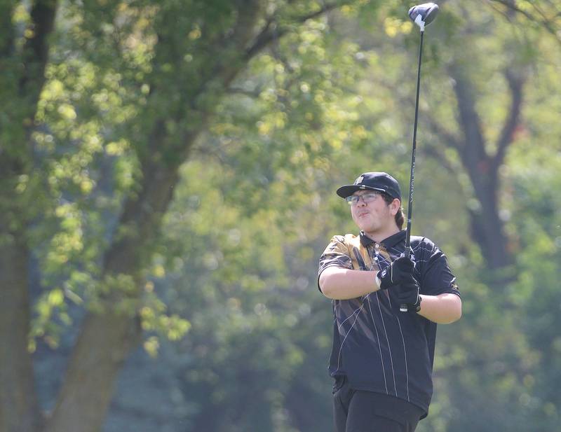 Putnam County's Zachary Lequia tees off during the Class 1A Regionals on Wednesday, Oct. 1, 2025 at Deer Park Golf Club in Oglesby.