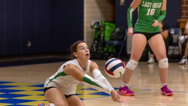 Photos: Seneca volleyball defeats Marquette in two sets